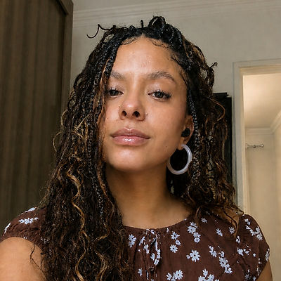 MANUELA SIMÕES